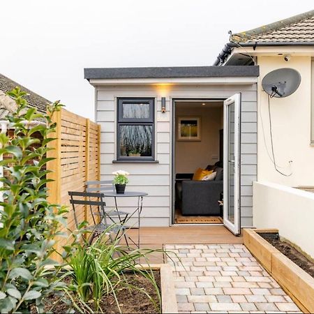 The Hideaway By The Sea - Free Parking Apartment Brighton Exterior photo